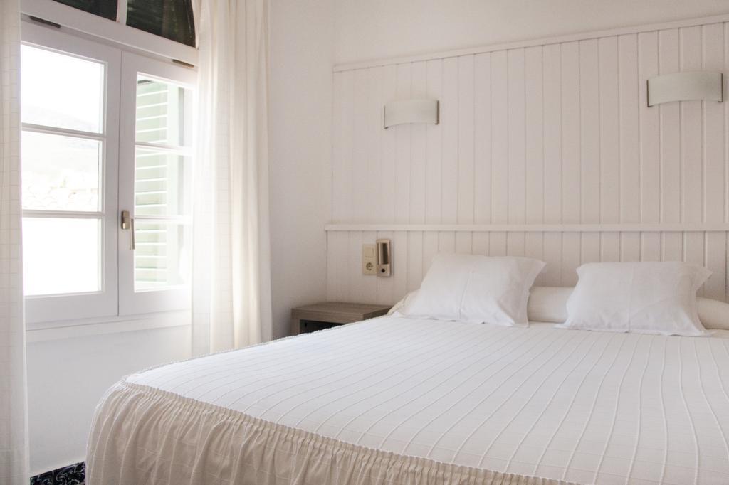 Hostal La Florida Льянсса Номер фото