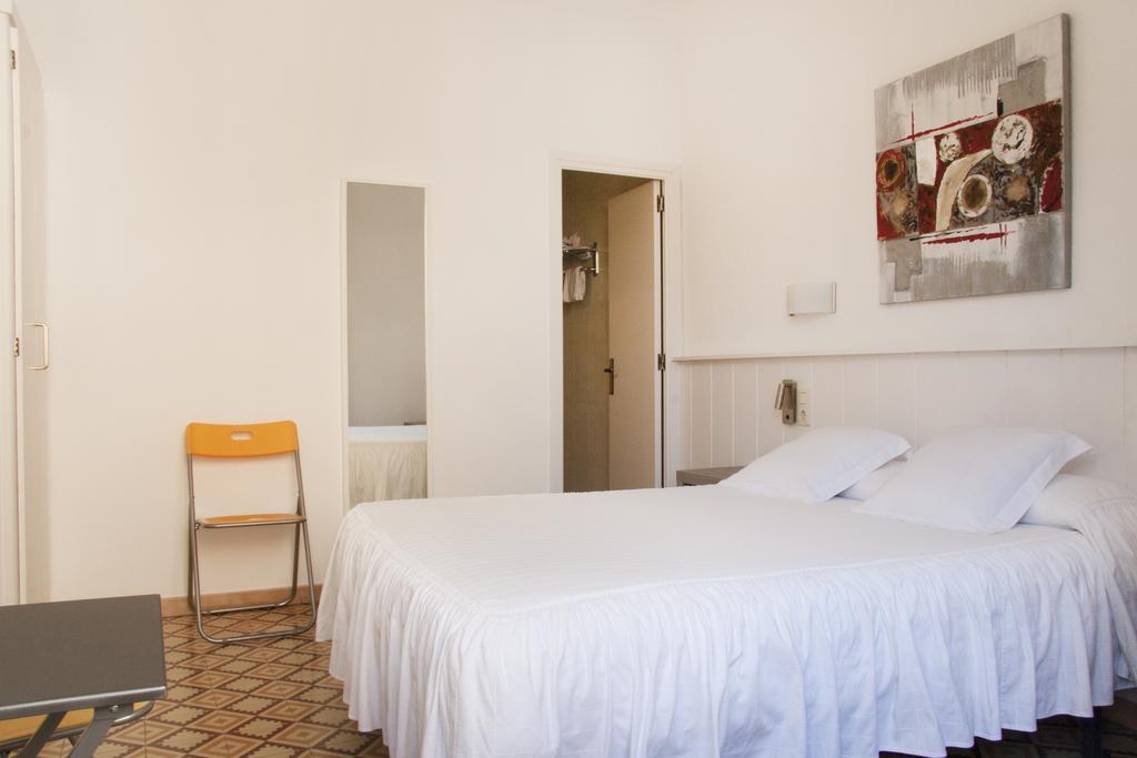 Hostal La Florida Льянсса Номер фото