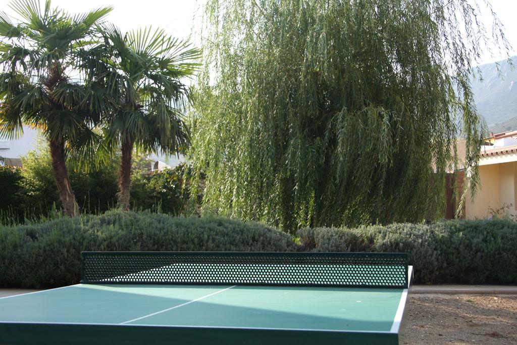 Hostal La Florida Льянсса Экстерьер фото